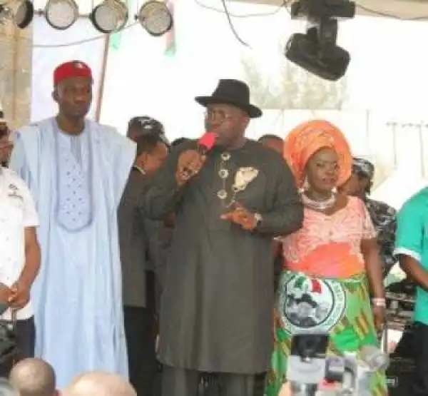 Bayelsa: Federal Might Fail You!, Dickson Warns Sylva